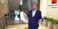В ноябре в Дзержинске проводилась благотворительная акция «Коробка храбрости», организованная местной администрацией и партией «Единая Россия» - Репортер и время